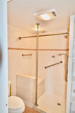 1719 NW 23RD AVENUE PH-C, Gainesville, FL 32605