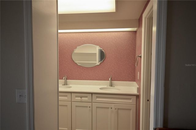 1719 NW 23RD AVENUE PH-C, Gainesville, FL 32605