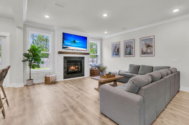 130 Wappoo Trce Lane, Summerville, SC 29486