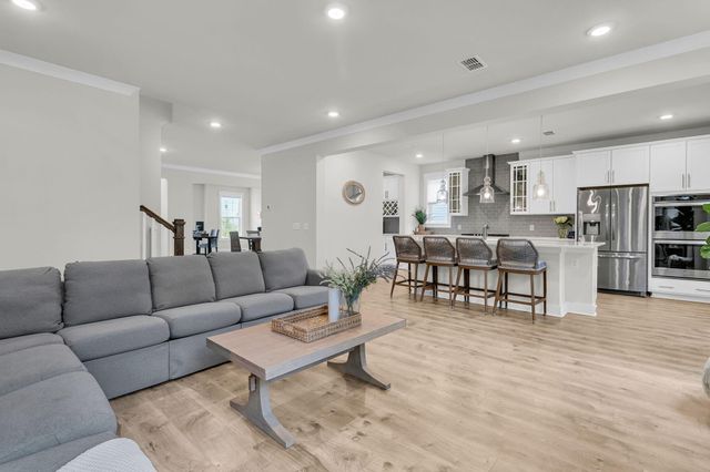 130 Wappoo Trce Lane, Summerville, SC 29486