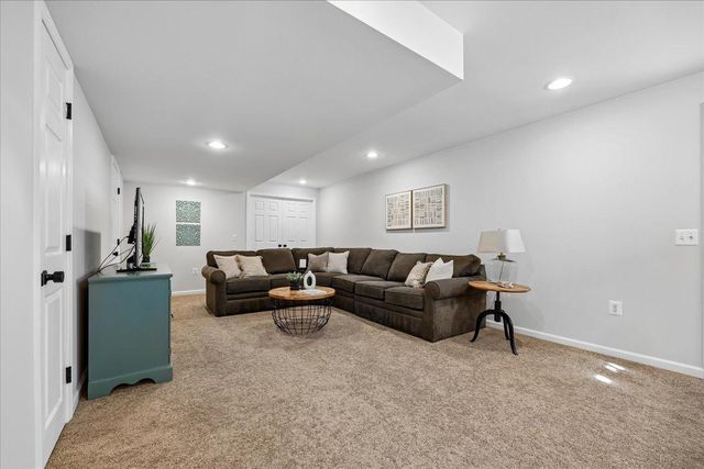 107 REDCLOUD CT, Frederick, MD 21702