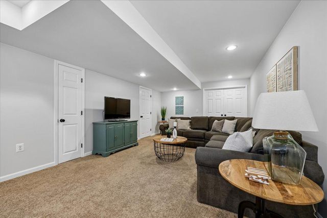 107 REDCLOUD CT, Frederick, MD 21702