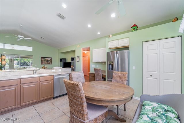 4122 Olde Meadowbrook LN, Estero, FL 34134