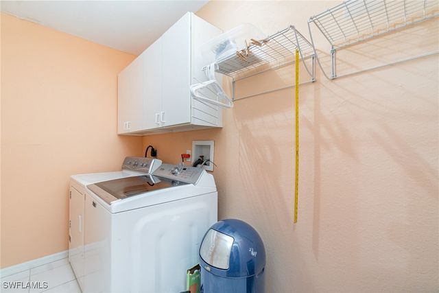 4122 Olde Meadowbrook LN, Estero, FL 34134