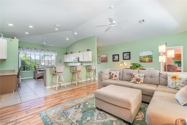 4122 Olde Meadowbrook LN, Estero, FL 34134