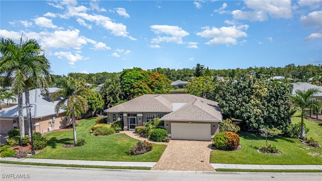 4122 Olde Meadowbrook LN, Estero, FL 34134
