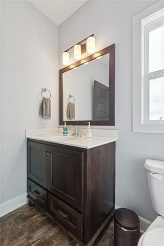 17205 Thomas Lane Road, Smithville, MO 64089