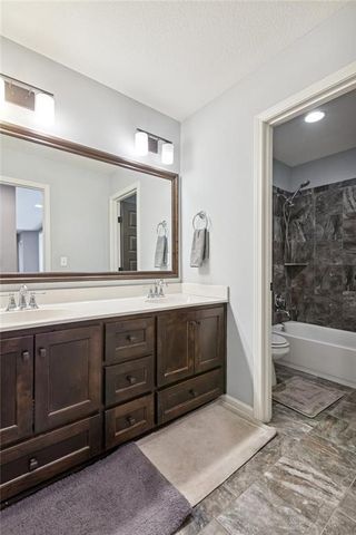 17205 Thomas Lane Road, Smithville, MO 64089