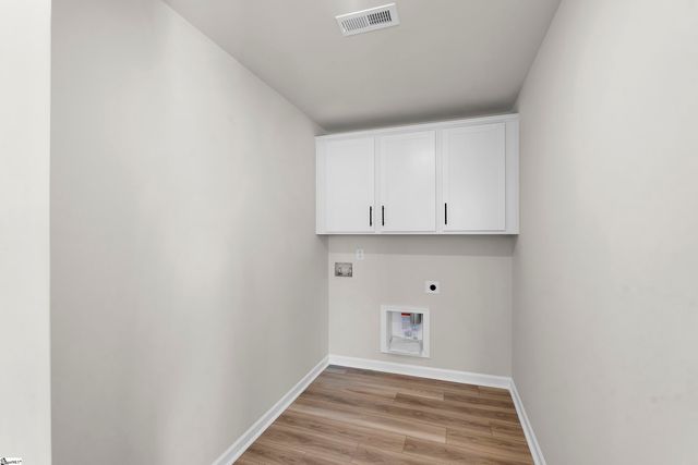 156 Hunter Ridge Drive, Boiling Springs, SC 29316