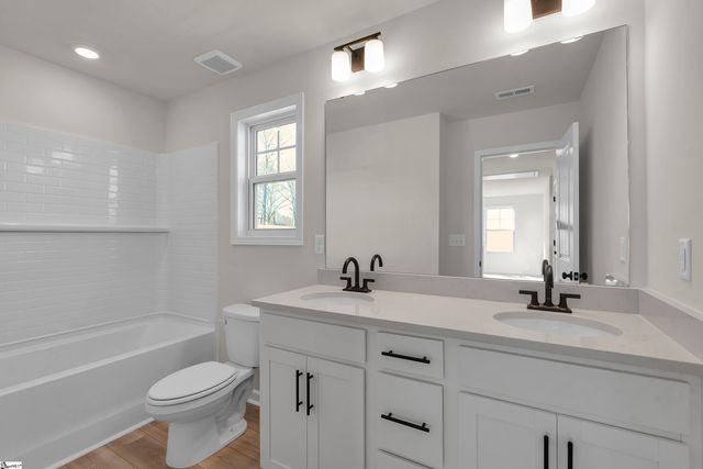 156 Hunter Ridge Drive, Boiling Springs, SC 29316