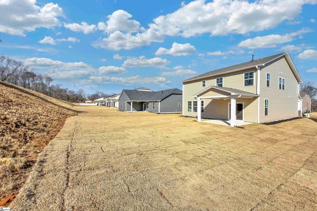 156 Hunter Ridge Drive, Boiling Springs, SC 29316