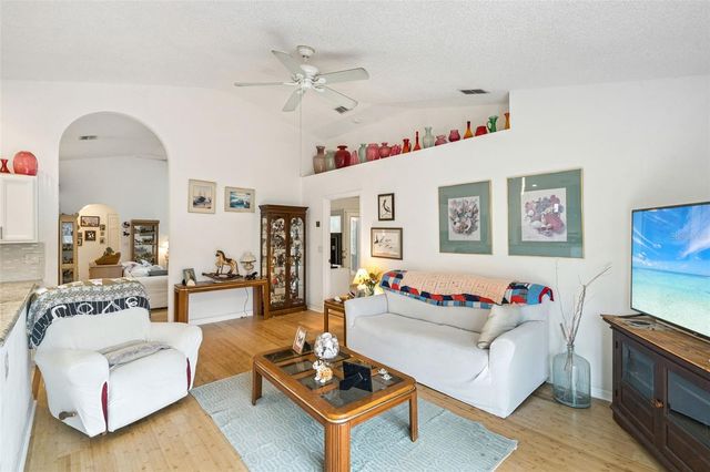 109 HUNTER POINT COURT, Debary, FL 32713