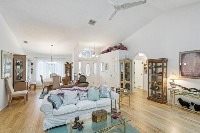 109 HUNTER POINT COURT, Debary, FL 32713