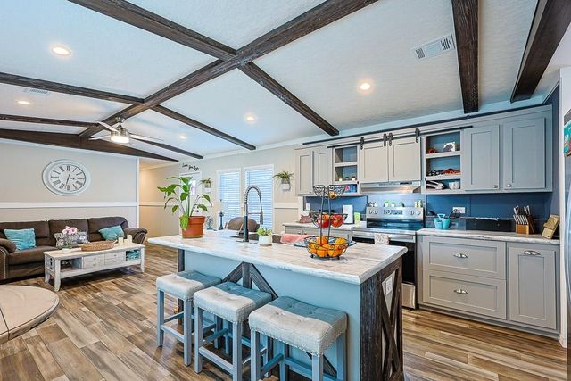 800 Columbia Dr., Myrtle Beach, SC 29577