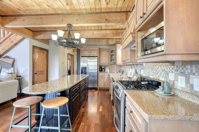 230 Smokin Ridge, Hayesville, NC 28904