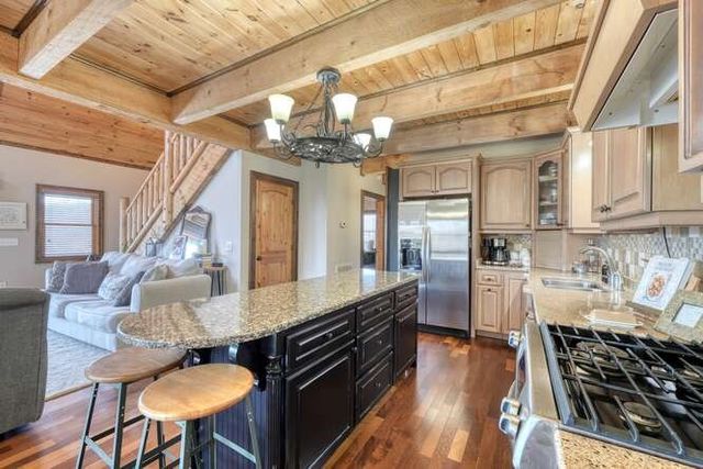 230 Smokin Ridge, Hayesville, NC 28904