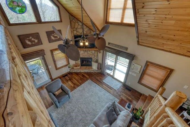 230 Smokin Ridge, Hayesville, NC 28904