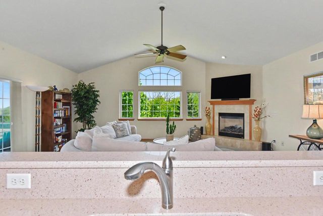 2307 Silver Fox COURT, Waukesha, WI 53188