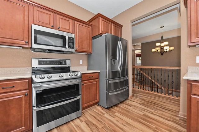 2307 Silver Fox COURT, Waukesha, WI 53188