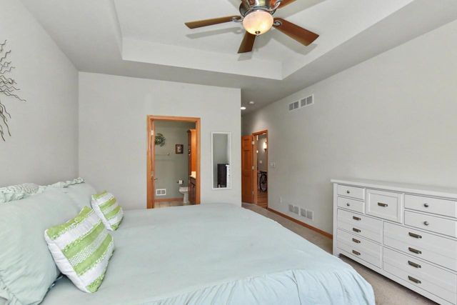 2307 Silver Fox COURT, Waukesha, WI 53188