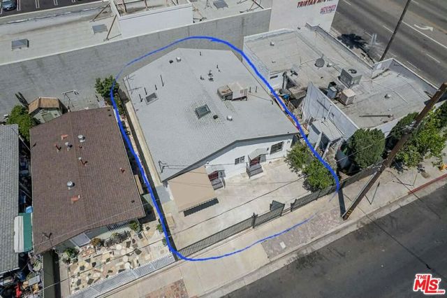 1443 N Mariposa, Los Angeles, CA 90027