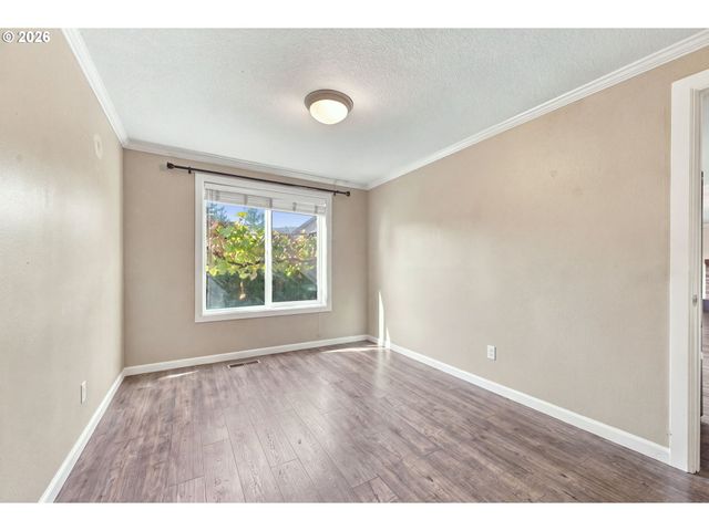 3716 Se SUNRISE Dr, Camas, WA 98607
