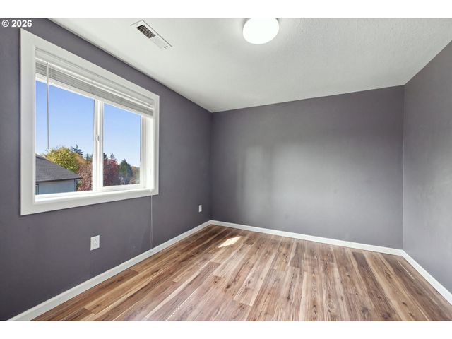 3716 Se SUNRISE Dr, Camas, WA 98607