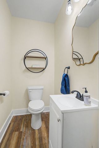 1413 Johnson St, Burns, TN 37029