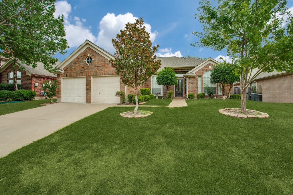7006 Woodsprings Drive, Garland, TX 75044