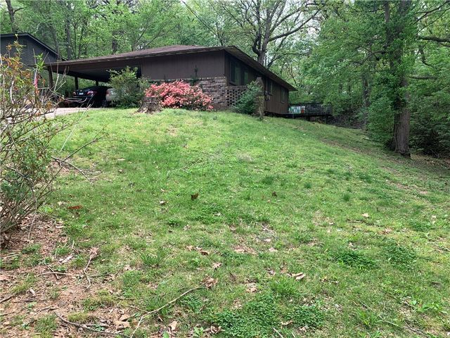 1637 E Hammond Street, Fayetteville, AR 72701