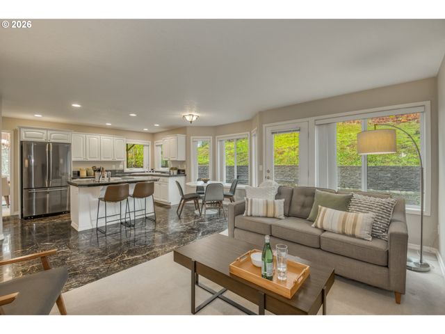 9690 Se 257TH Dr, Damascus, OR 97089