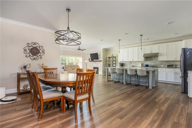 908 Summit Drive, Canton, GA 30114