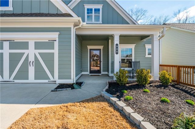 908 Summit Drive, Canton, GA 30114