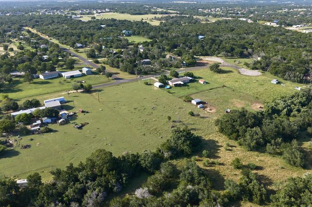 132 Antelope PASS, Liberty Hill, TX 78642