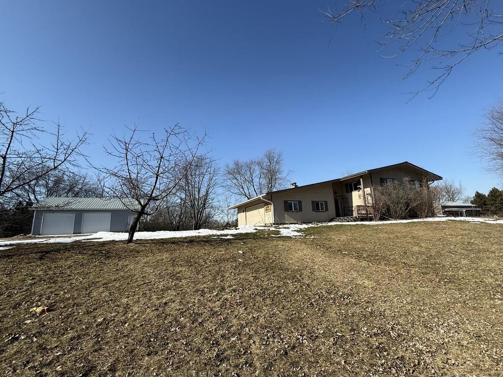 23217 Lyndale Road, Kendall, WI 54638