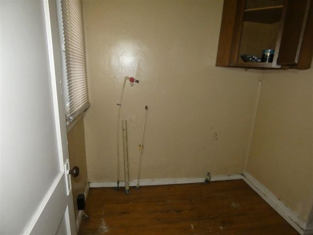 864 Highland Avenue, Benton Harbor, MI 49022