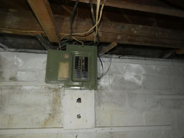 864 Highland Avenue, Benton Harbor, MI 49022