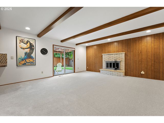 14646 Ne WEIDLER St, Portland, OR 97230