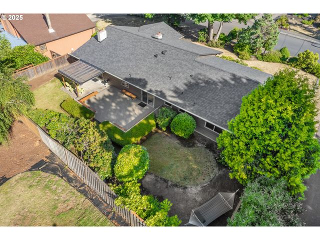 14646 Ne WEIDLER St, Portland, OR 97230