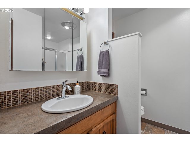 14646 Ne WEIDLER St, Portland, OR 97230