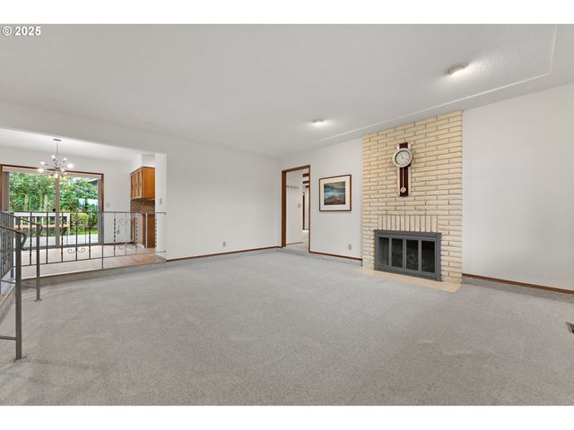 14646 Ne WEIDLER St, Portland, OR 97230