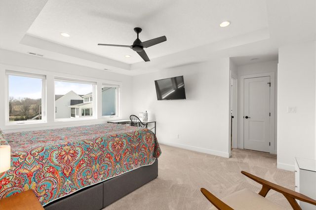 11174 Westport Drive, West Des Moines, IA 50266