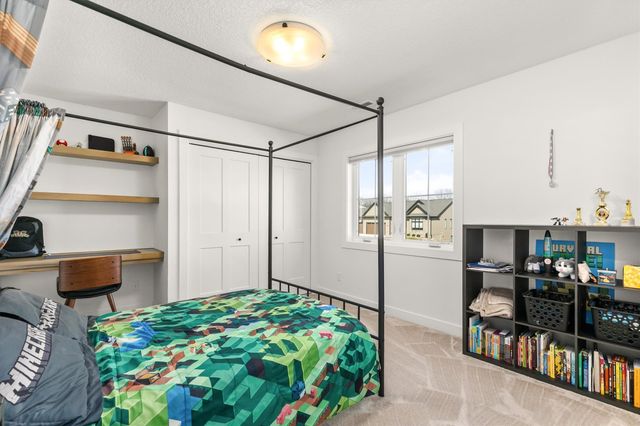 11174 Westport Drive, West Des Moines, IA 50266