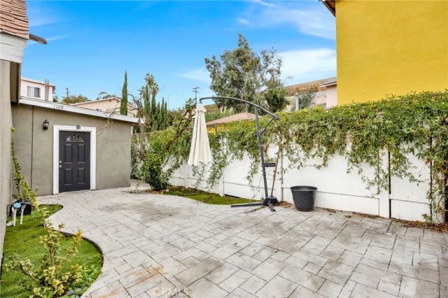 1109 S Dacotah, Los Angeles, CA 90023