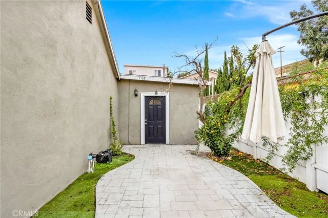 1109 S Dacotah, Los Angeles, CA 90023