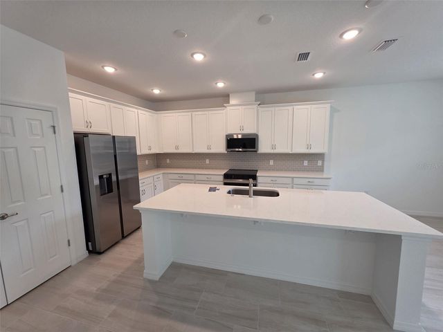 6008 VISION ROAD, St Cloud, FL 34771