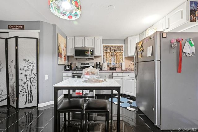 377 Deer Road, Ronkonkoma, NY 11779