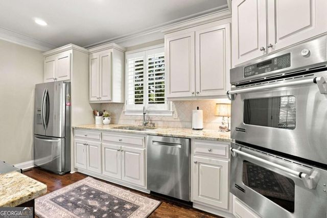 2150 Roos Place NE, Marietta, GA 30066