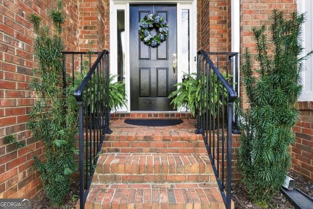 2150 Roos Place NE, Marietta, GA 30066