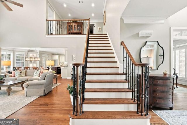 2150 Roos Place NE, Marietta, GA 30066